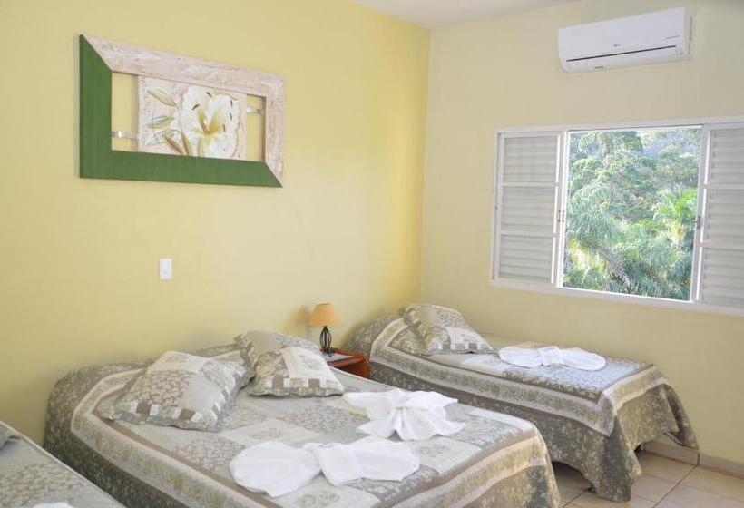 غرفة قياسية رباعية, Chapadao Da Canastra