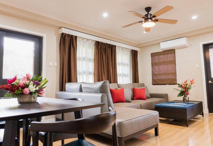 سوئیت پرزیدنت, Myah's