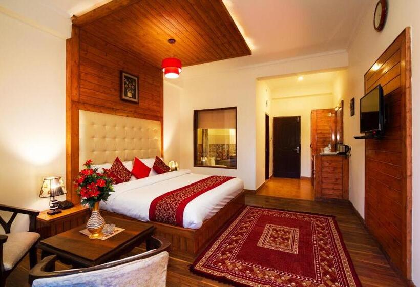 山景套房, The Spruce Mansion