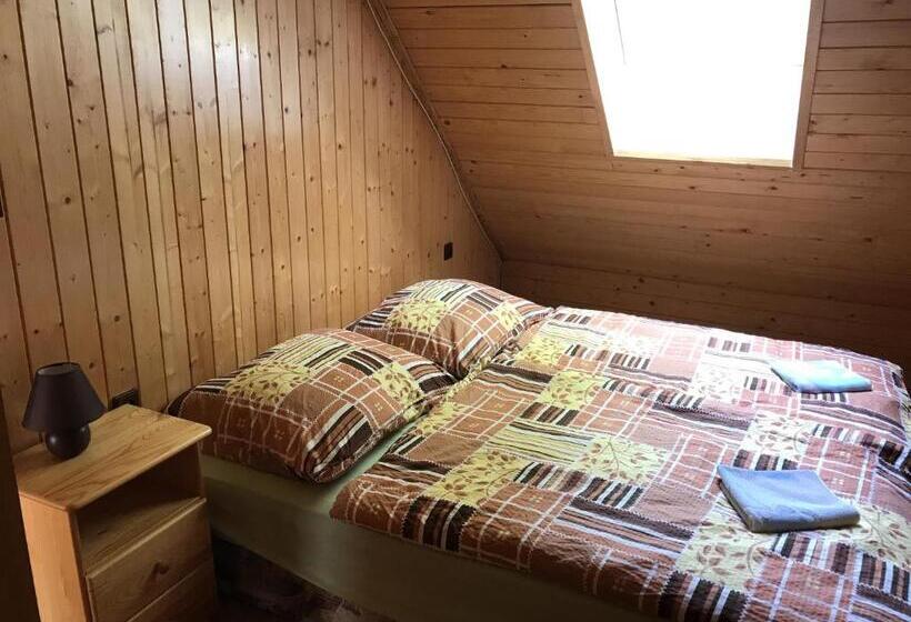 חדר סטודיו סטנדרד, Chalupa Podlesí