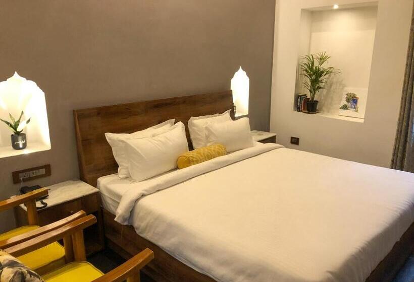 Deluxe-huone, Meeram Ganga, A Heritage Stay By The Ganges At Triveni Ghat