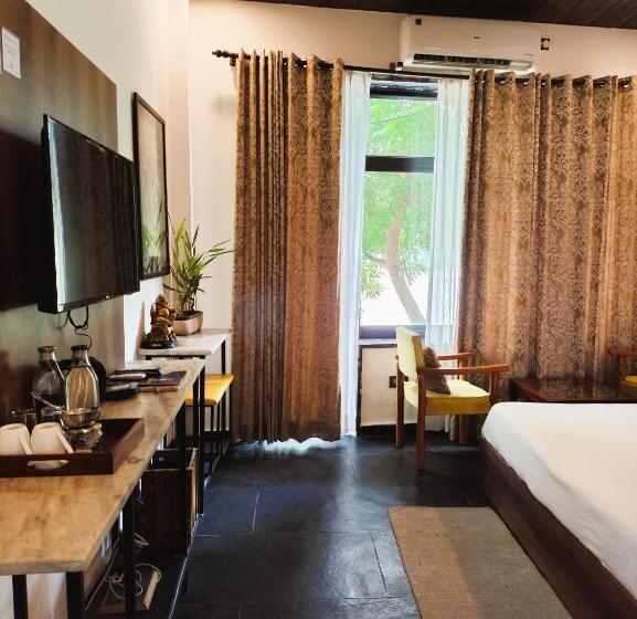 Superior-huone King-vuode, Meeram Ganga, A Heritage Stay By The Ganges At Triveni Ghat