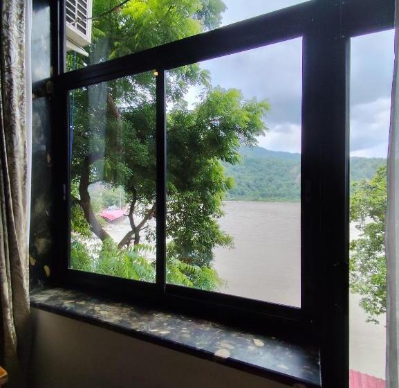 Superior-huone King-vuode, Meeram Ganga, A Heritage Stay By The Ganges At Triveni Ghat
