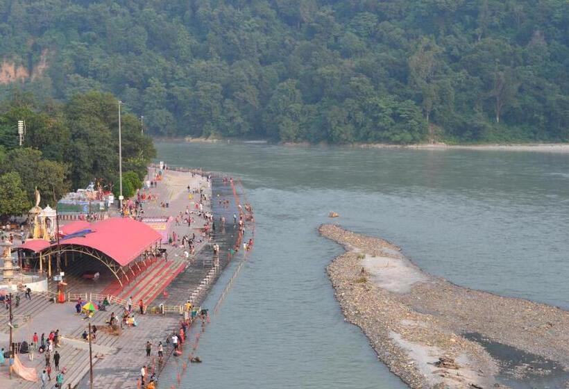 Perhesviitti, Meeram Ganga, A Heritage Stay By The Ganges At Triveni Ghat