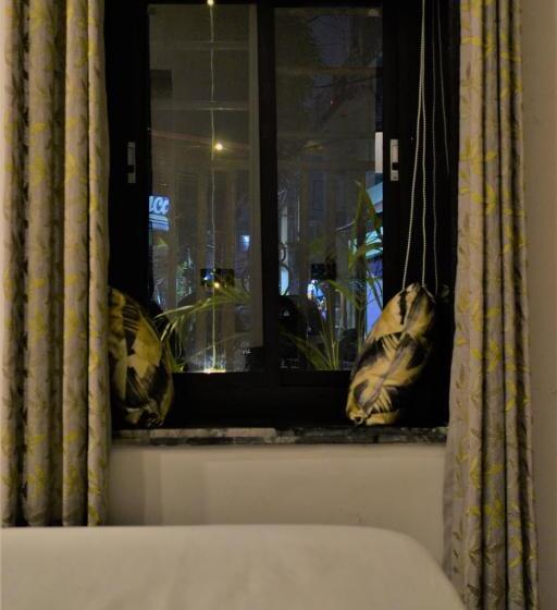 Deluxe-huone, Meeram Ganga, A Heritage Stay By The Ganges At Triveni Ghat