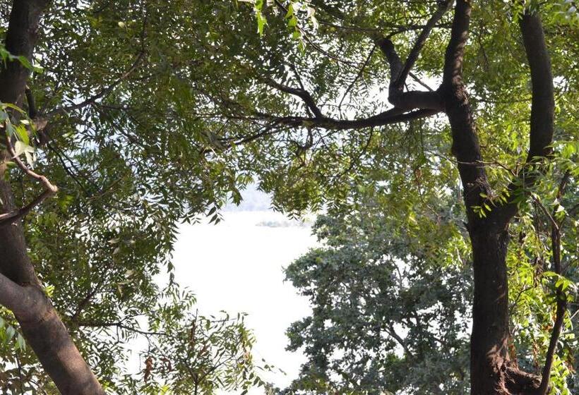 Superior-huone King-vuode, Meeram Ganga, A Heritage Stay By The Ganges At Triveni Ghat