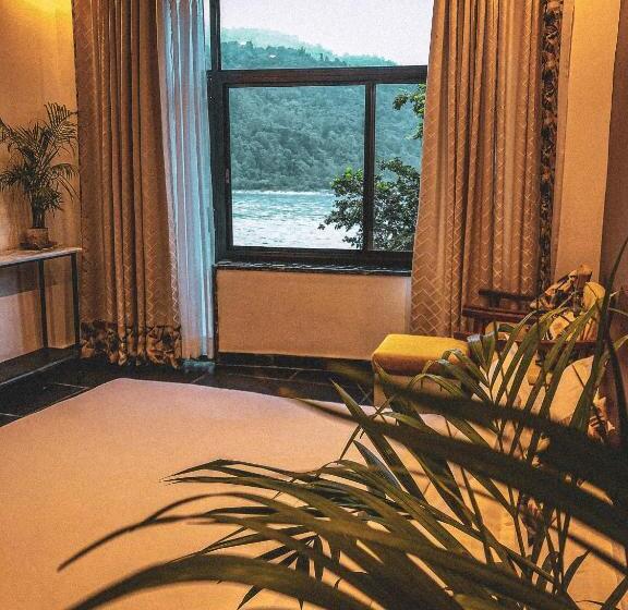 Superior-huone King-vuode, Meeram Ganga, A Heritage Stay By The Ganges At Triveni Ghat