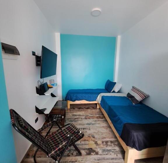 سوییت خانوادگی, Pisco Bed And Sunset