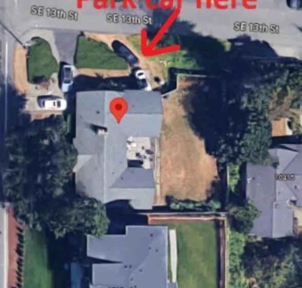 Családi Szoba, Private Guest Suite In West Bellevue Home