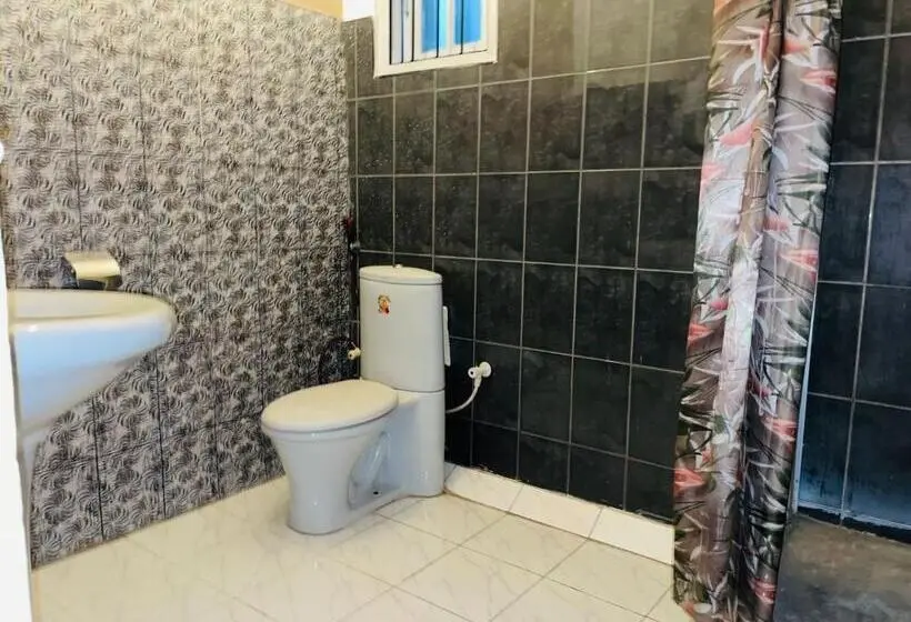 Economy-huone, Winston Dutch Canal Villa Guest House