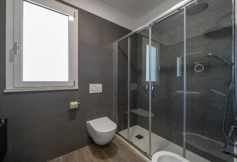 침실 1개 발코니 아파트, Residence Leomare