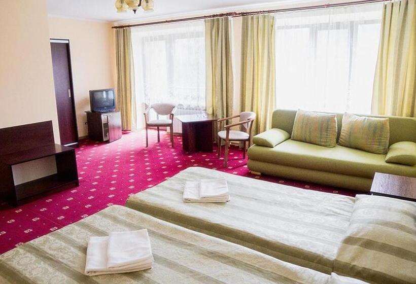 סוויטת ג'וניור משפחתית, Perlyna Karpat