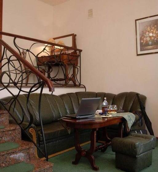 套房, Perlyna Karpat