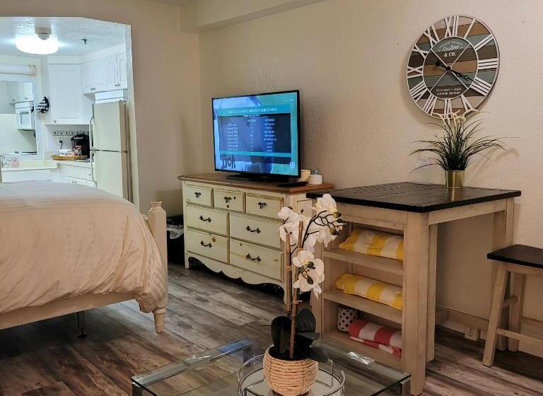 סטודיו דלוקס, Stay On The Beach! Wonderful Location!