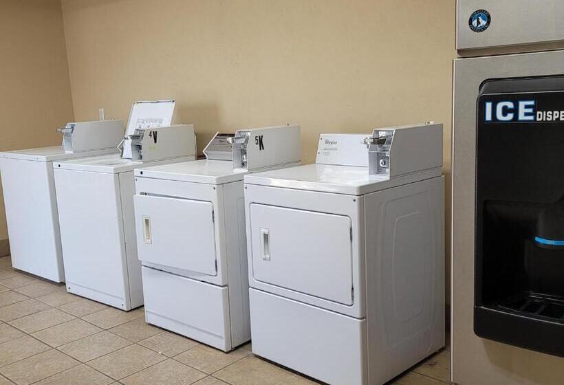 סטודיו דלוקס, Stay On The Beach! Wonderful Location!