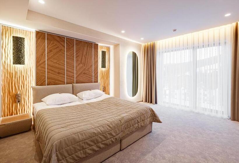 1 Bedroom Apartment Mountain View, Tavel Hotel & Spa