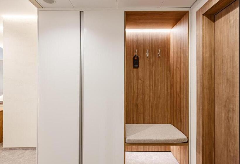 آپارتمان سوپریور 1 خوابه, Tavel Hotel & Spa