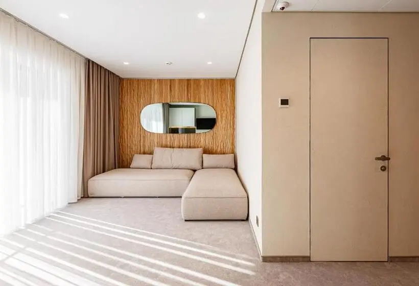 1 Bedroom Apartment Mountain View, Tavel Hotel & Spa