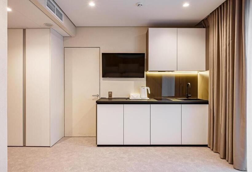 1 Bedroom Apartment Mountain View, Tavel Hotel & Spa