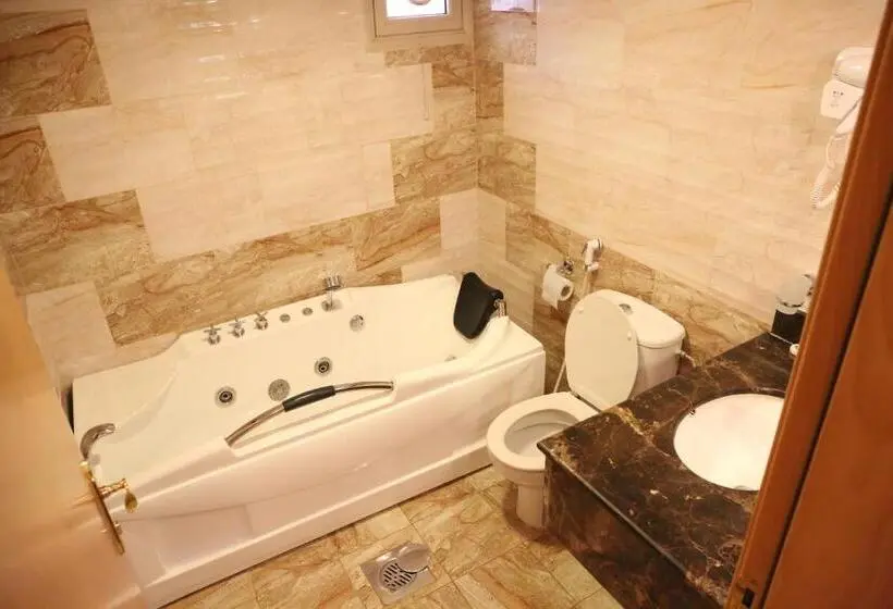 Huoneisto 1 Makuuhuone, Terrace Furnished Apartments   Mahboula