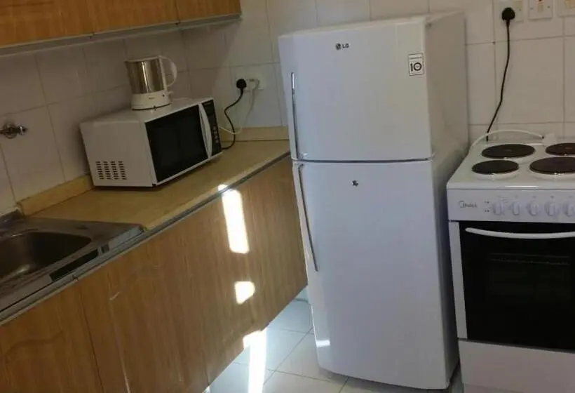 Huoneisto 2 Makuuhuonetta, Terrace Furnished Apartments   Mahboula