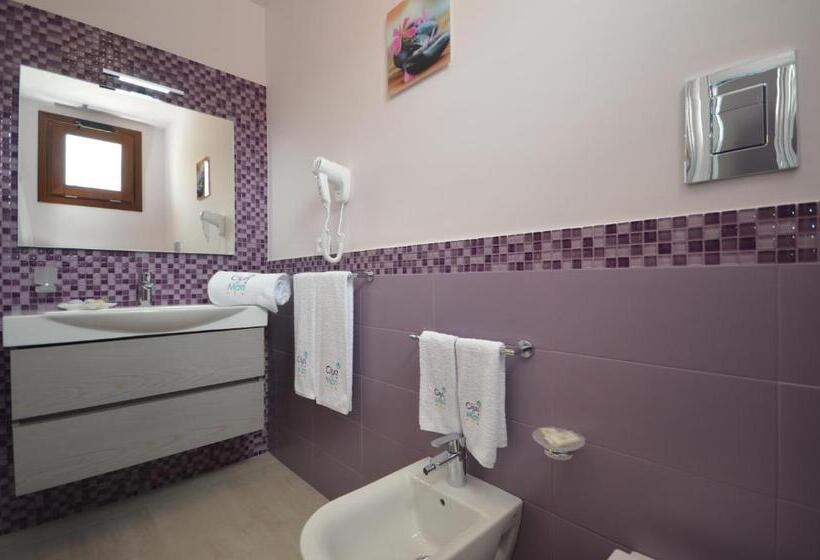 חדר סופריור לארבעה, Ciuri Di Mari