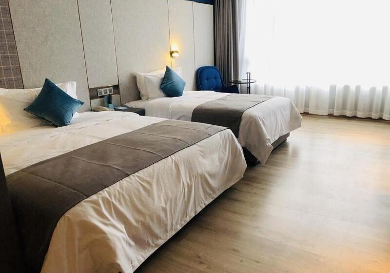 디럭스 패밀리 룸, Lanou Hotel Zhenjiang Runzhou District Railway Station