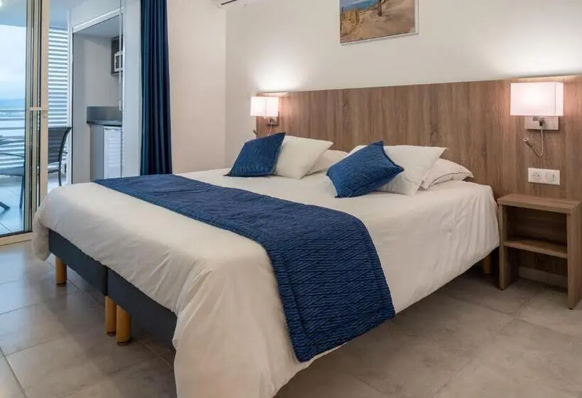 استودیوی استاندارد با چشمانداز دریا, B&b Home Fort De France Marina
