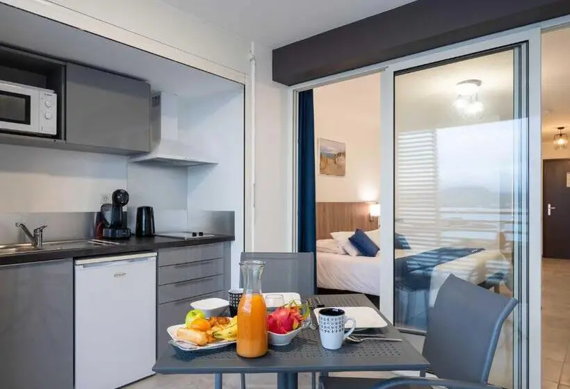 استودیوی استاندارد با چشمانداز دریا, B&b Home Fort De France Marina