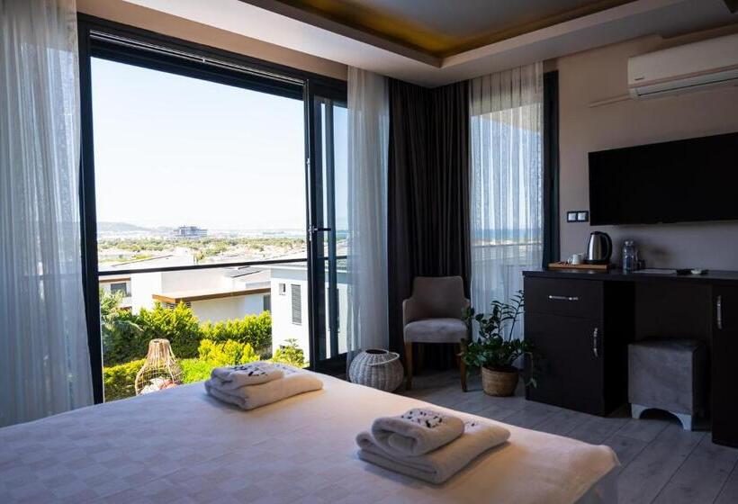 غرفة قياسية مزوَّدة بجاكوزي, No 48 Alaçatı