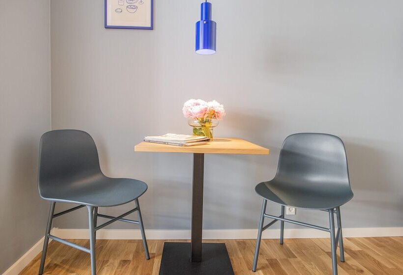 إستوديو قياسى, The Lakes Apartments By Daniel&jacob S