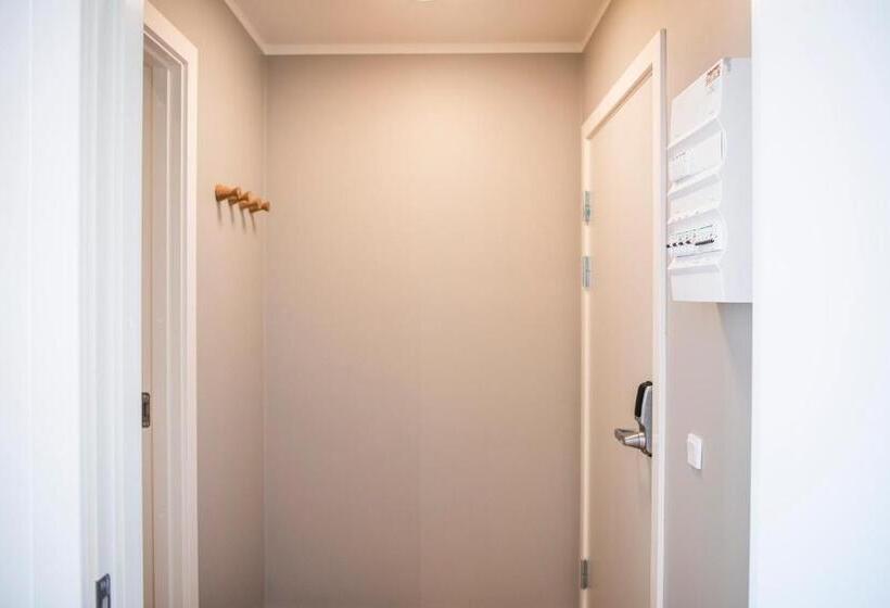 شقة غرفة واحدة, The Lakes Apartments By Daniel&jacob S