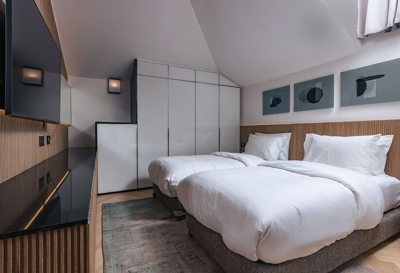 اتاق لوکس, Faqra Hills