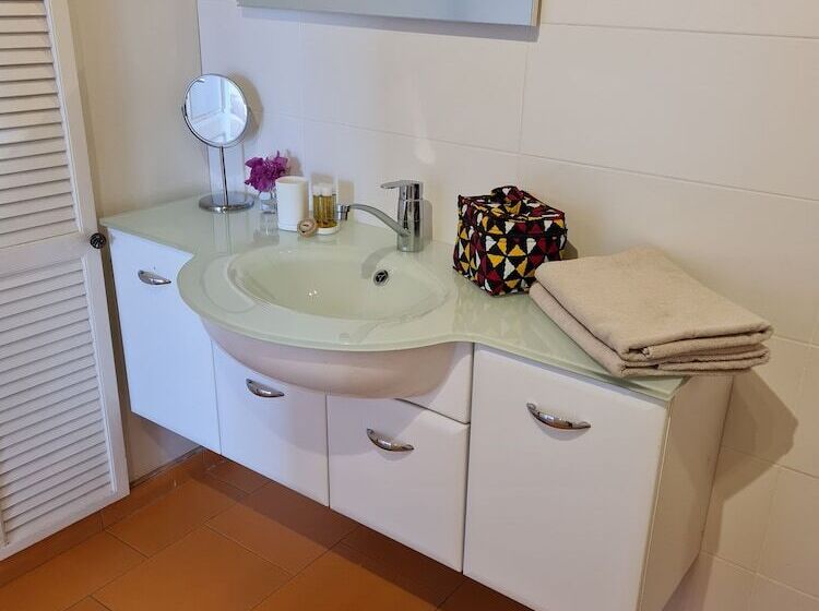 اتاق خانوادگی, Le Souimanga Bleu Saly