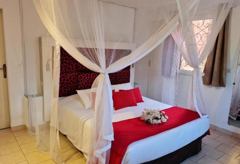 اتاق سوپریور, Le Souimanga Bleu Saly