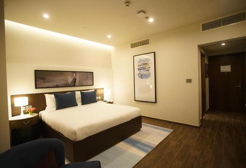 اتاق استاندارد با تخت بزرگ, C   Hotel And Suites Doha