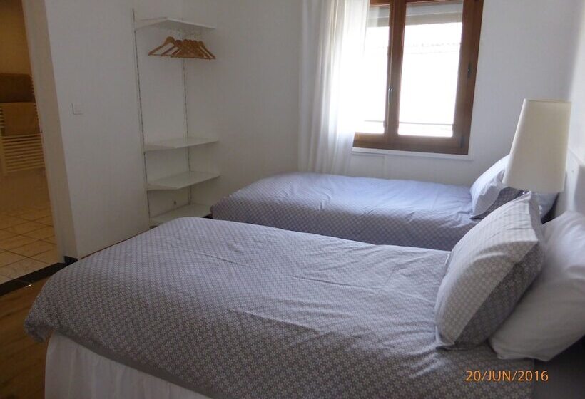 스탠다드 룸, Bedbreakfastbikespyrenees