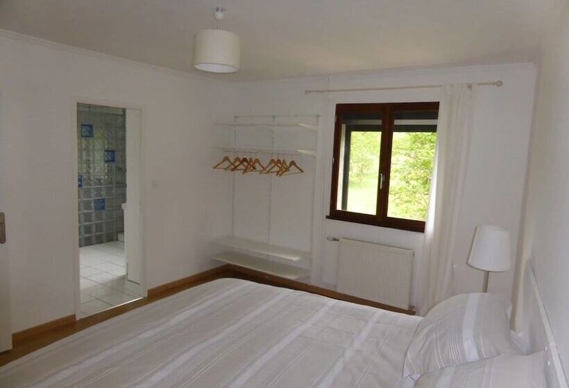 스탠다드 룸, Bedbreakfastbikespyrenees