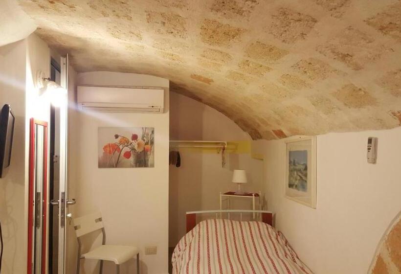 اتاق استاندارد یک نفره, Casa Nave