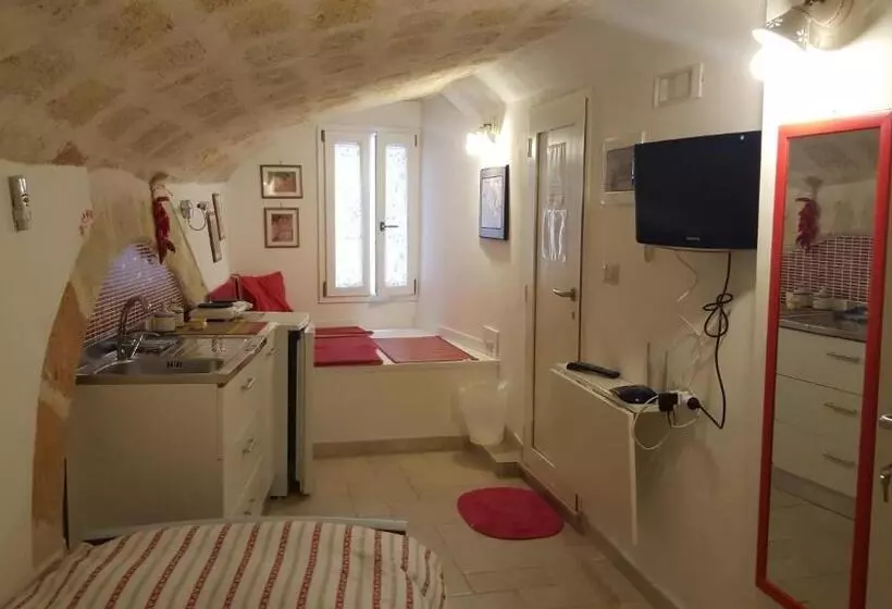 Standard Yhden Hengen Huone, Casa Nave