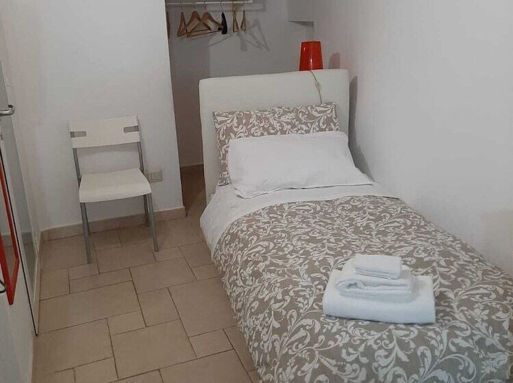 اتاق استاندارد یک نفره, Casa Nave