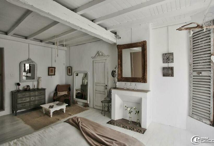 חדר דלוקס, Le Relais De Roquefereau