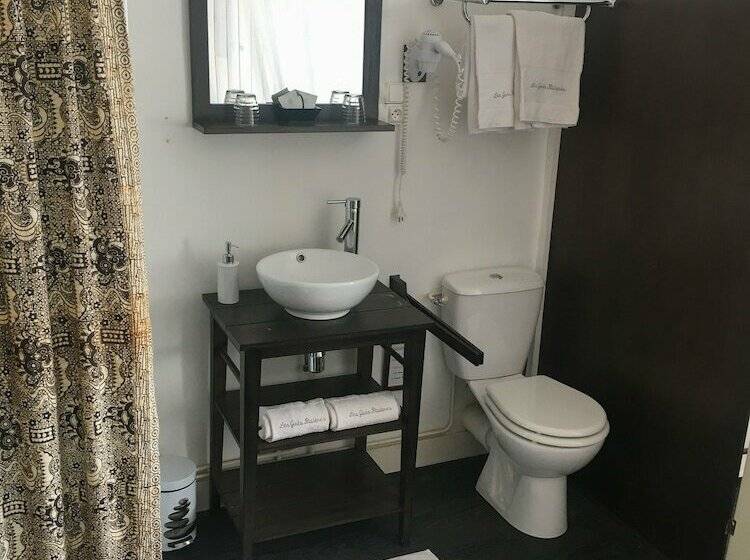 스탠다드 룸, Les Gués Rivières