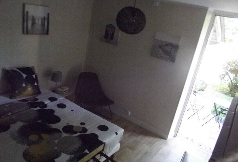 스탠다드 룸, Les Gués Rivières