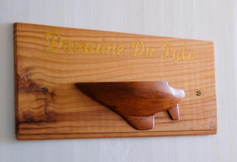 패밀리 룸, Les Gués Rivières