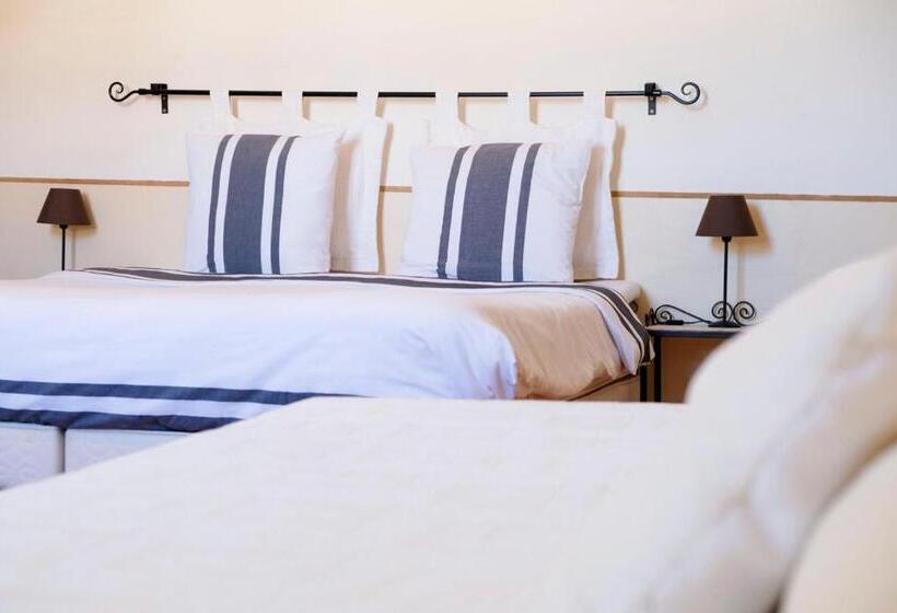 패밀리 룸, Les Gués Rivières