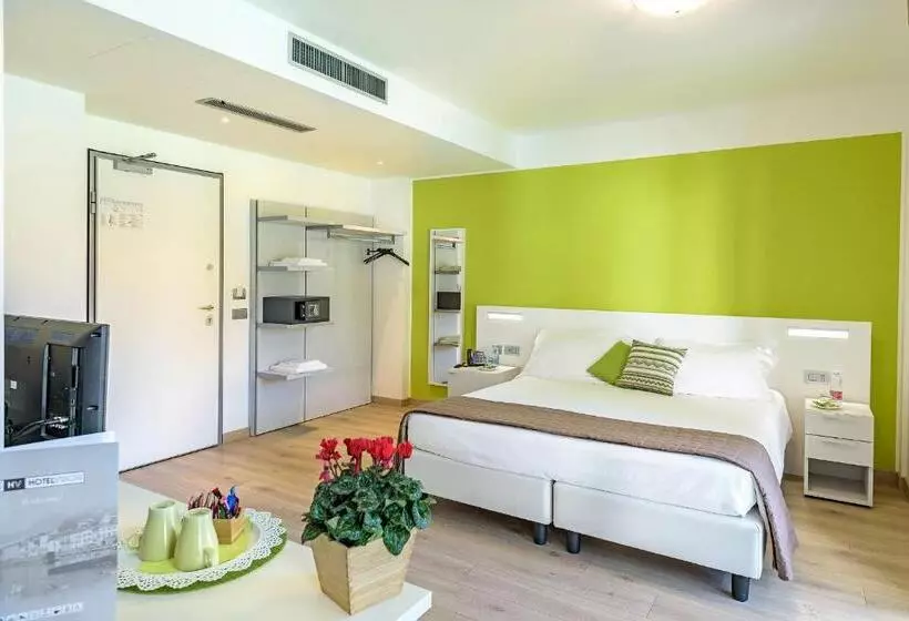 Habitació Triple Estàndard, Vischi
