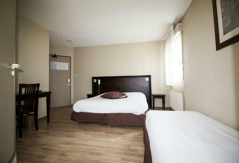 غرفة قياسية ثلاثية, Ambiance