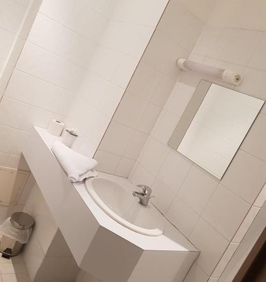 غرفة قياسية رباعية, Ambiance