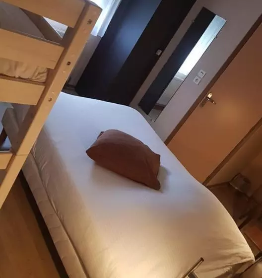 スタンダード４人部屋, Ambiance
